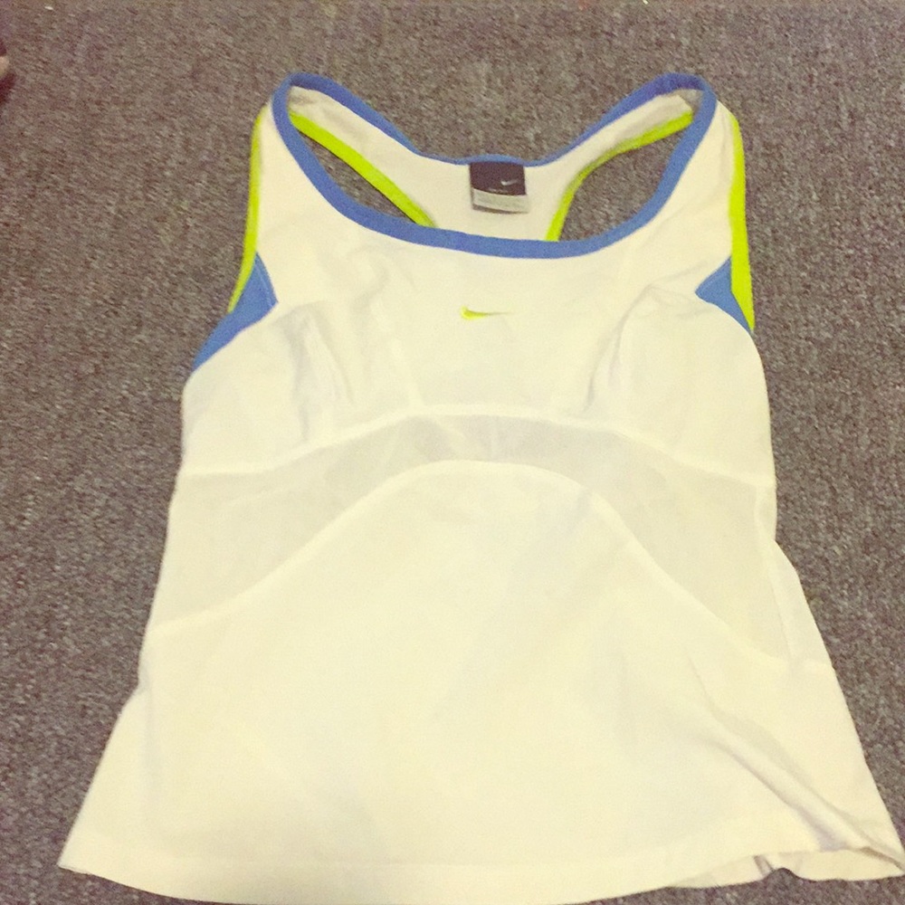 Nike workout top xs